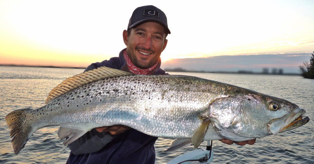 http://capt%20peter%20deeks%20trophy%20trout