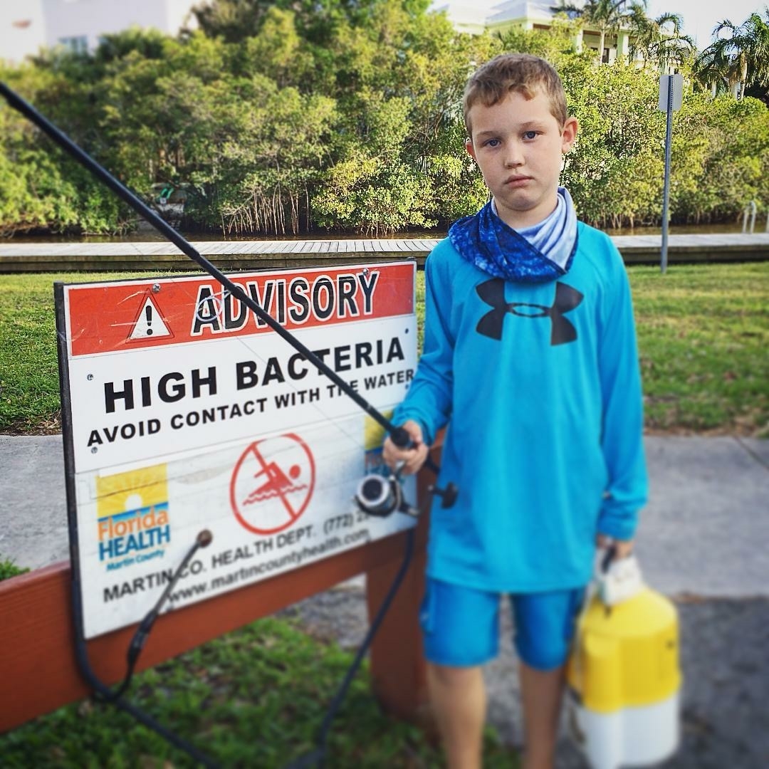 kids fishing